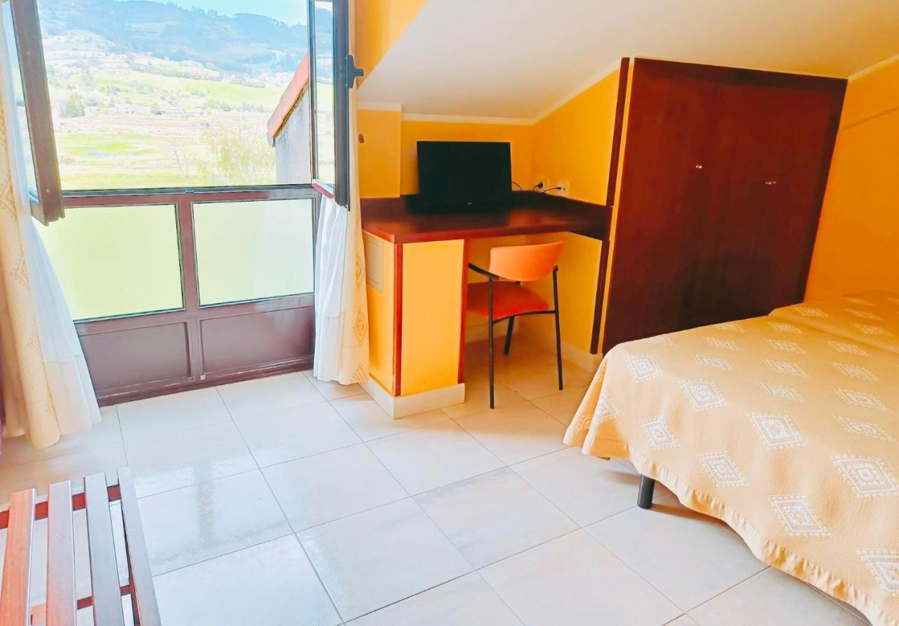 Hotel Alameda Villaviciosa  Dış mekan fotoğraf