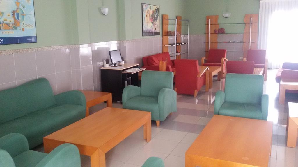 Hotel Alameda Villaviciosa  Dış mekan fotoğraf