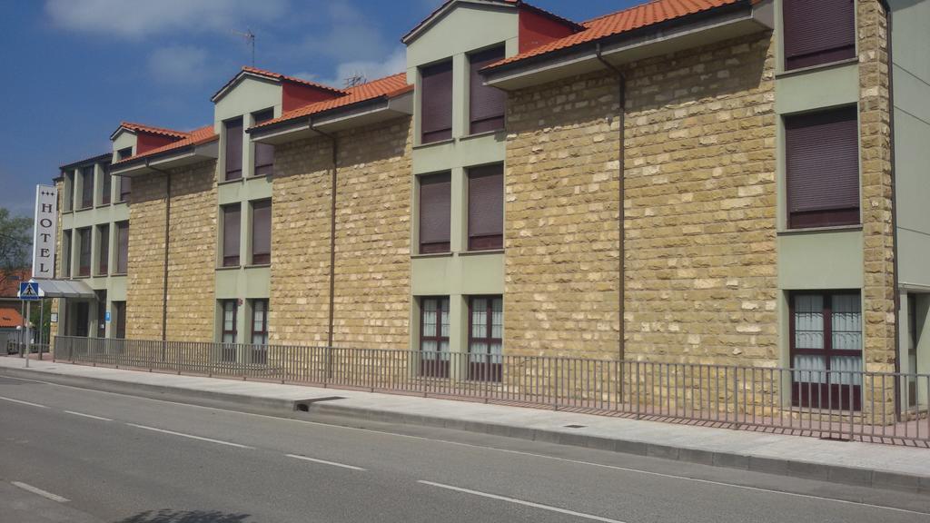 Hotel Alameda Villaviciosa  Dış mekan fotoğraf